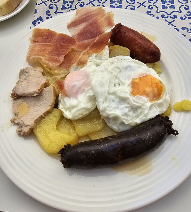 Plato alpujarreño