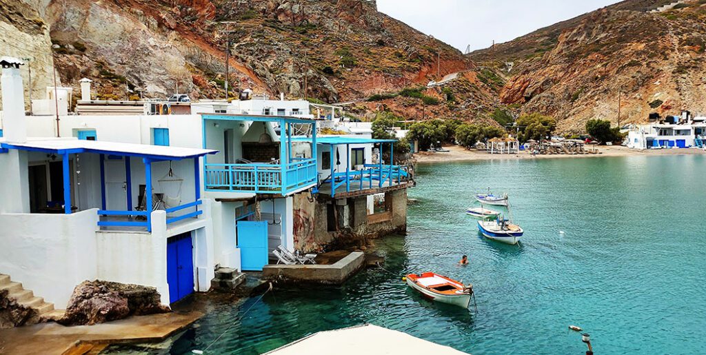 Playa de Firopotamos. Una de las mejores playas de Milos