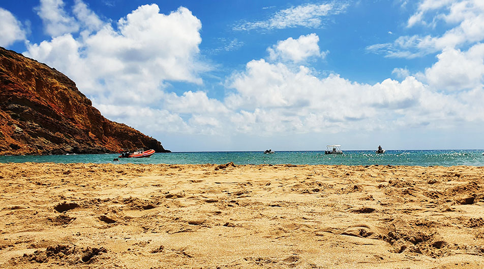 Las mejores playas de Milos: Provatas