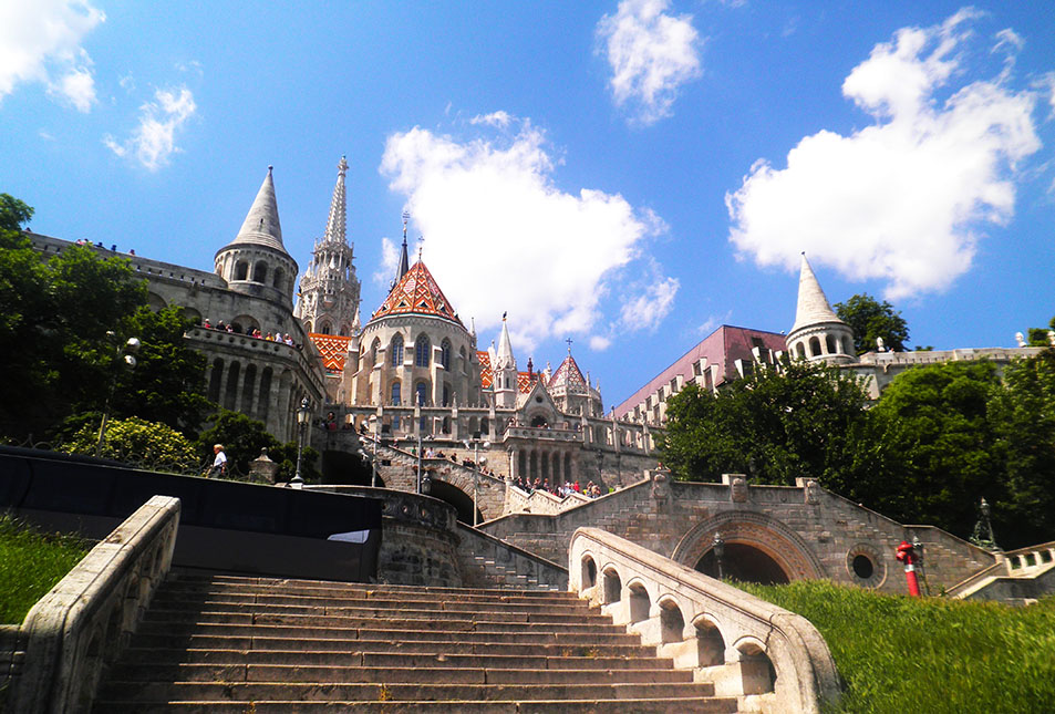 Bastión de los Pescadores y Iglesia San Matías. El lugar más impresionante que ver en Budapest