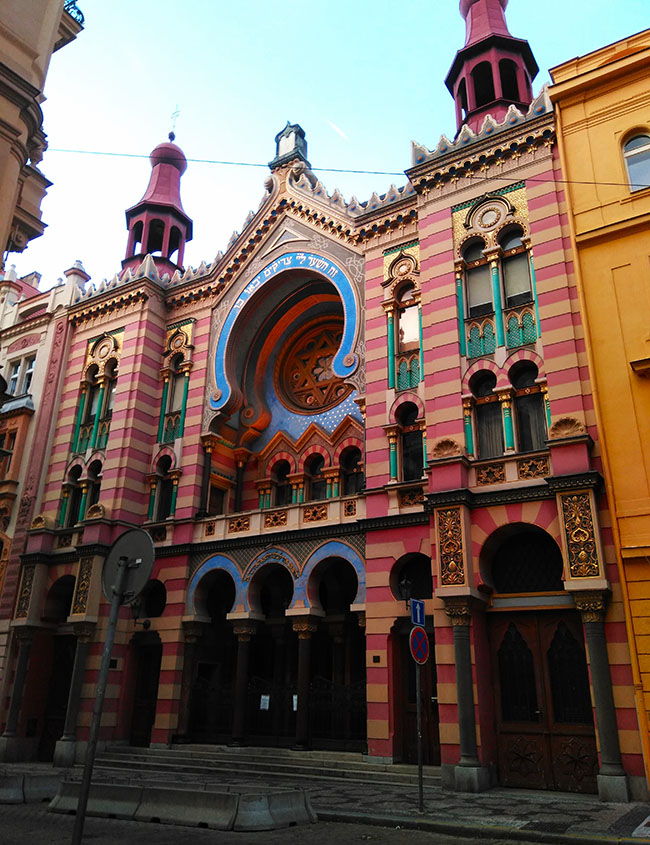 Sinagoga de Jerusalén, una de las más bonitas que ver en Praga