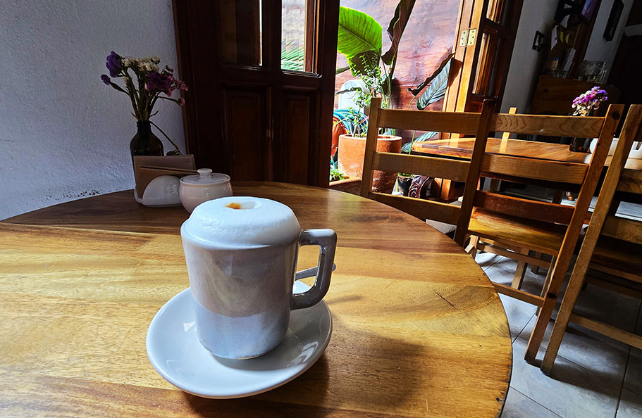 Capuchino en A.M Siempre Café Xochimilco - Dónde comer en Oaxaca