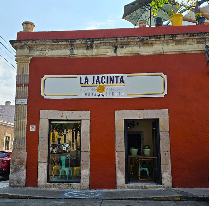 restaurante La Jacinta, uno de los mejores lugares donde comer en Morelia rico y económico