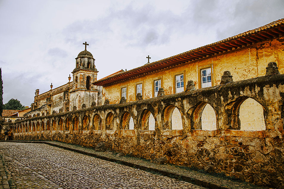Templo del Sagrario en Pátzcuaro, el Pueblo Mágico más bonito que ver cerca de Morelia