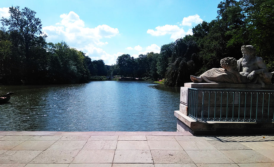 Vistas del lago desde el Palacio Lazienki - Qué ver en Varsovia en dos días