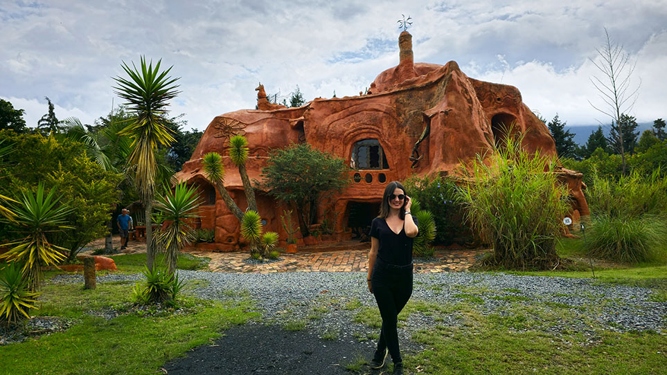 Frente a la Casa terracota, una de las mejores cosas que ver en Villa de Leyva