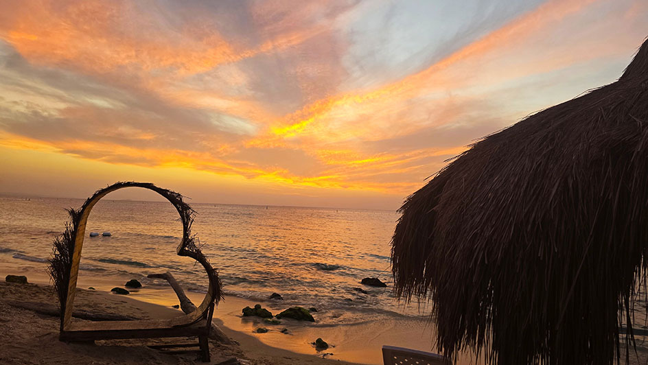 Atardecer en Playa Tranquila - Las mejores playas e islas de Cartagena de Indias