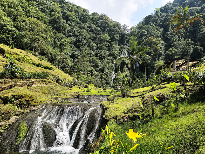 Qué ver en el Eje Cafetero: cascadas en los Termales Santa Rosa de Cabal