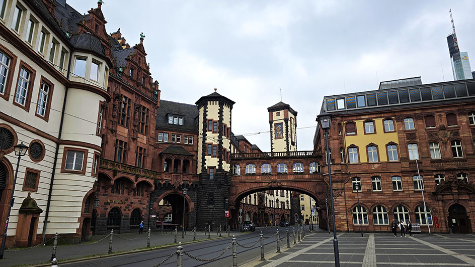Langer Franz - Qué ver en Frankfurt
