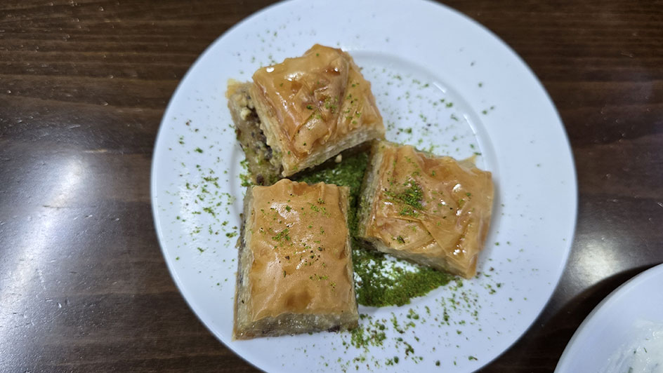 Deliciosas baklavas en Saray Kebab - Dónde comer en Estambul