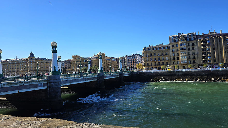 Qué ver en San Sebastián: Puente de Zurriola