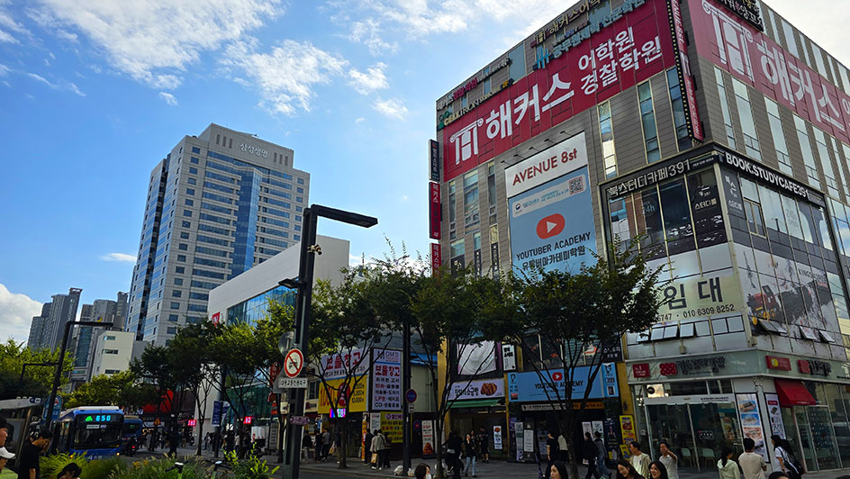 Zona comercial de Dongseong-ro, una de las mejores zonas que ver en Daegu