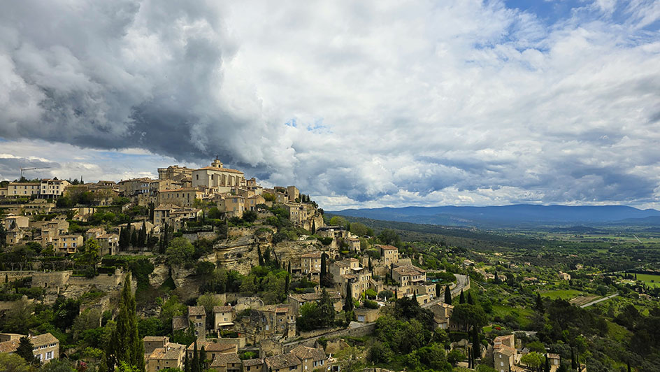 Pueblo sobre una colina - Qué ver en Gordes