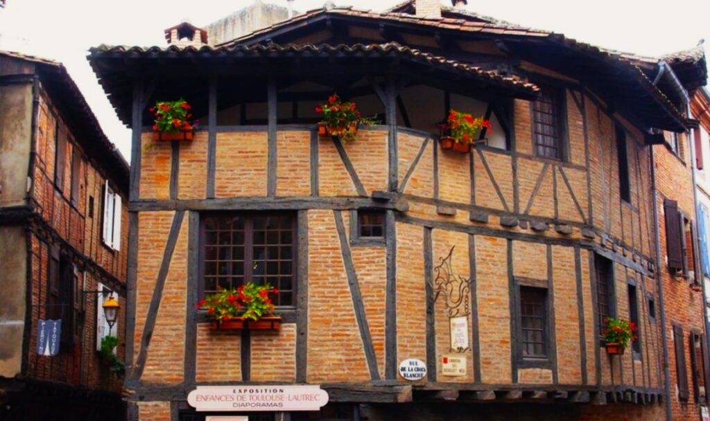 Casa de entramado de madera y ladrillo - Qué ver en Albi