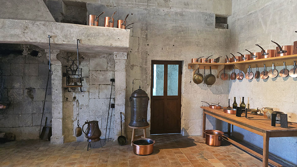 Utensilios de cocina en un castillo - Cómo visitar el Castillo de Chambord